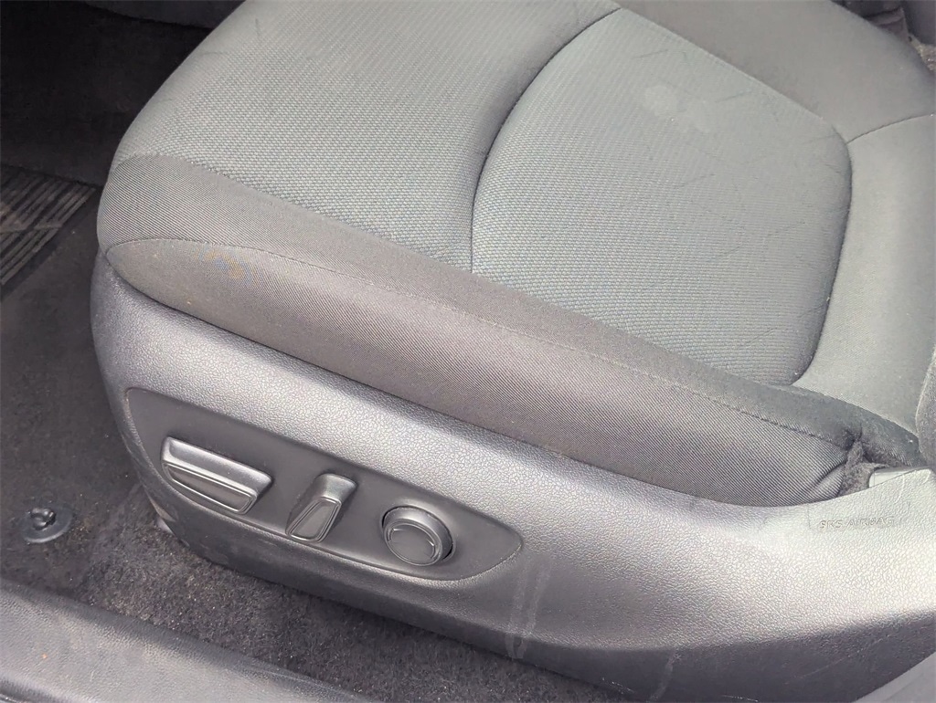 Thumbnail: 2024 Toyota RAV4 - 16