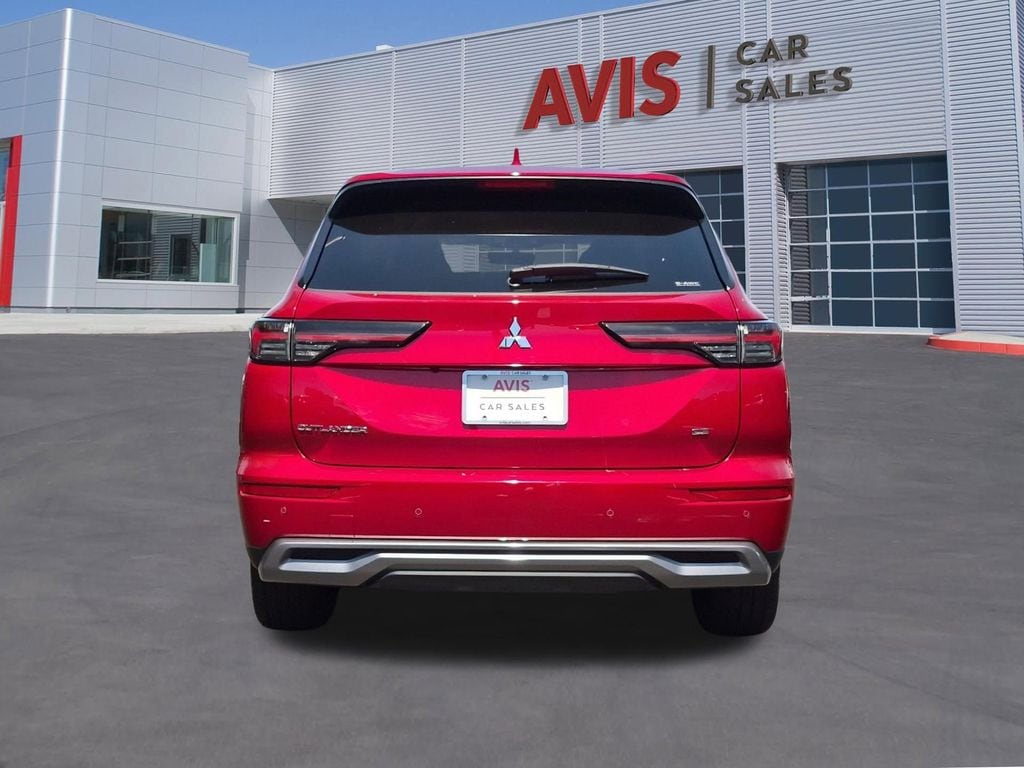 Thumbnail: 2025 Mitsubishi Outlander - 7