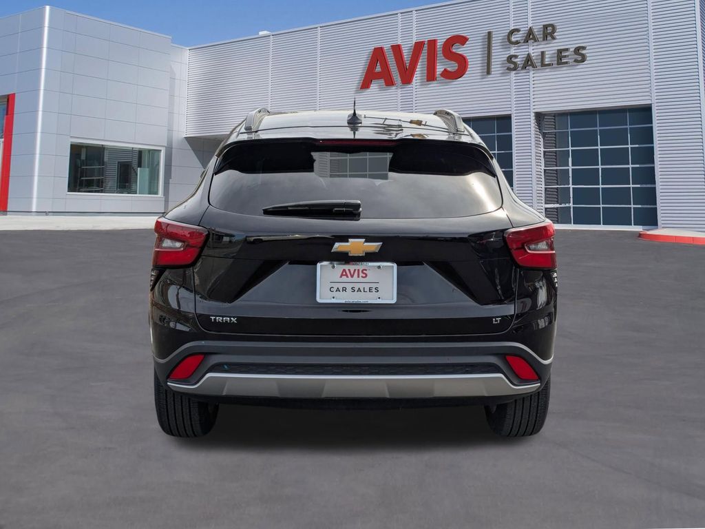 Thumbnail: 2025 Chevrolet Trax - 7
