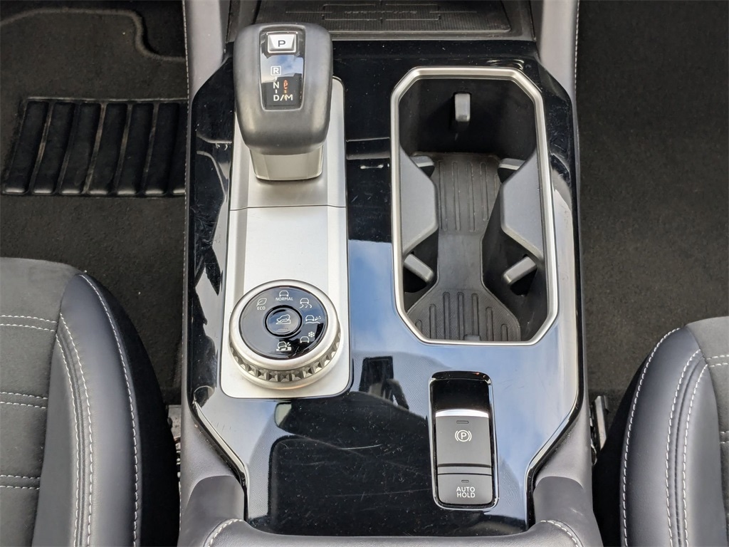 Thumbnail: 2025 Mitsubishi Outlander - 26