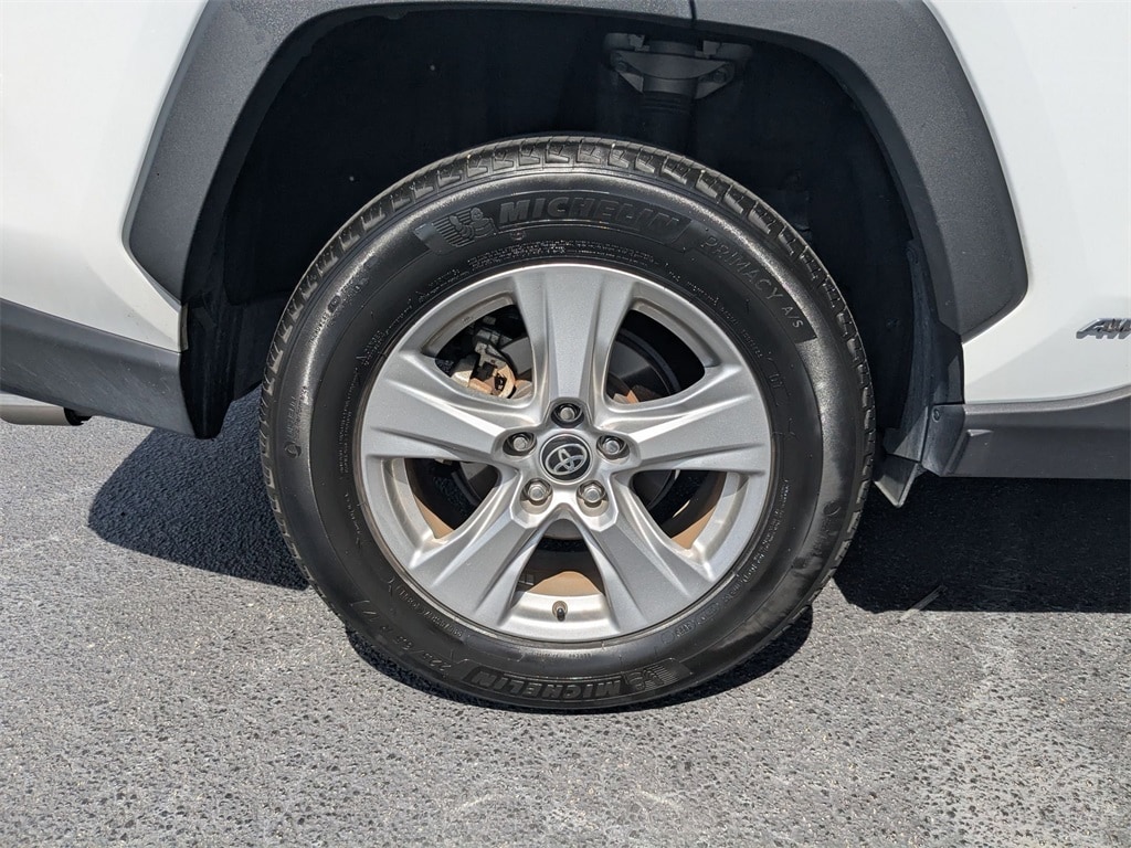 Thumbnail: 2024 Toyota RAV4 - 33