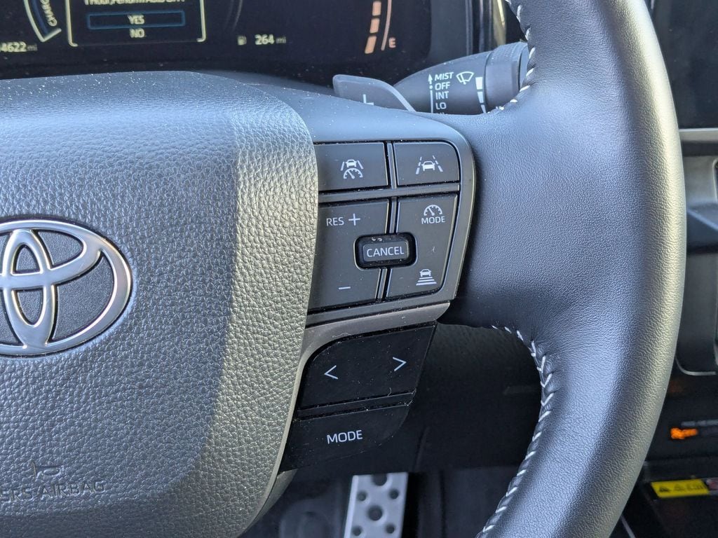 Thumbnail: 2025 Toyota Camry - 20