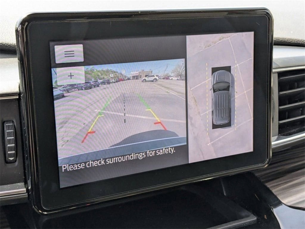 Thumbnail: 2023 Ford Explorer - 34