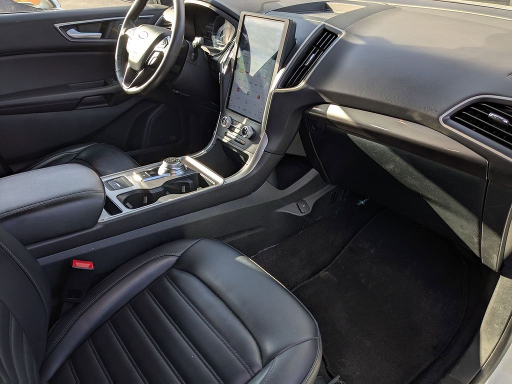 Thumbnail: 2024 Ford Edge - 35