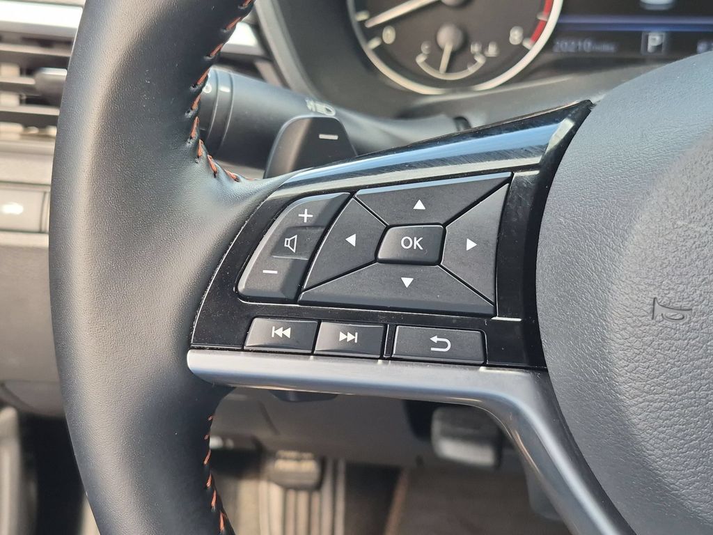 2025 Nissan Altima SR - Photo 20