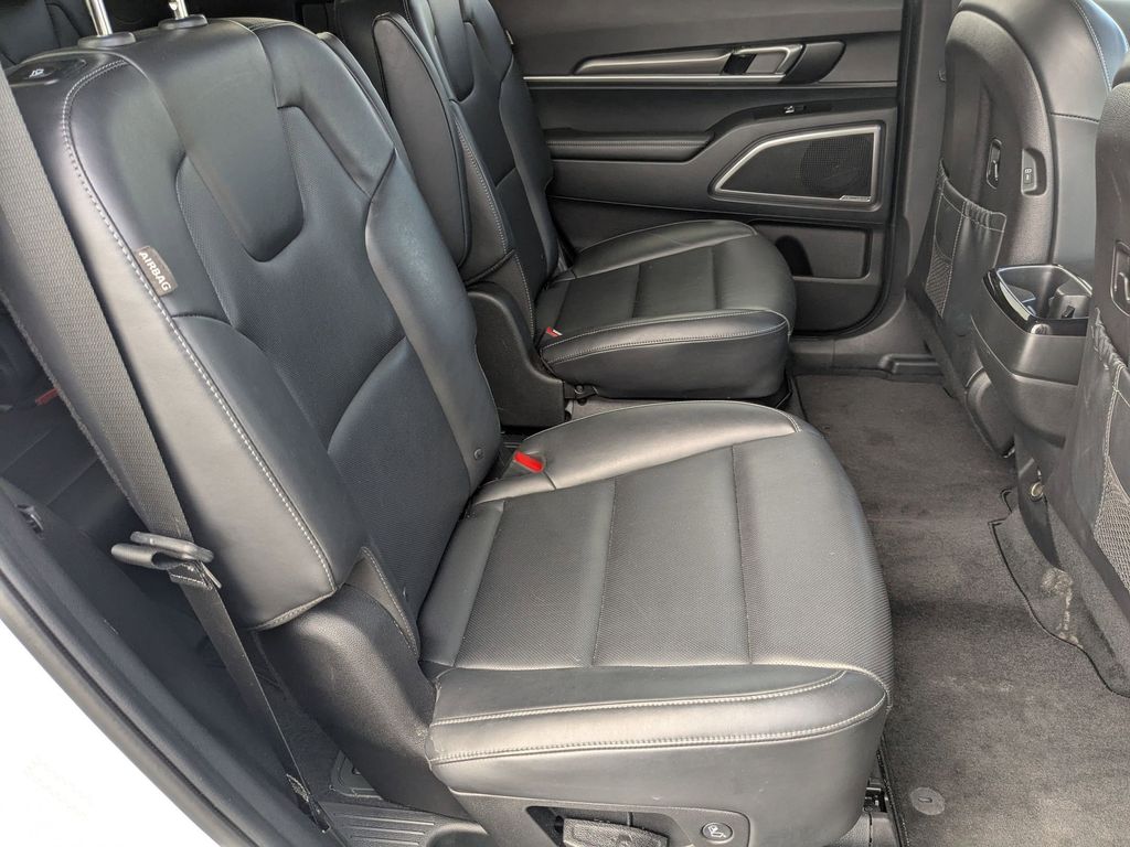 Thumbnail: 2025 Kia Telluride - 31