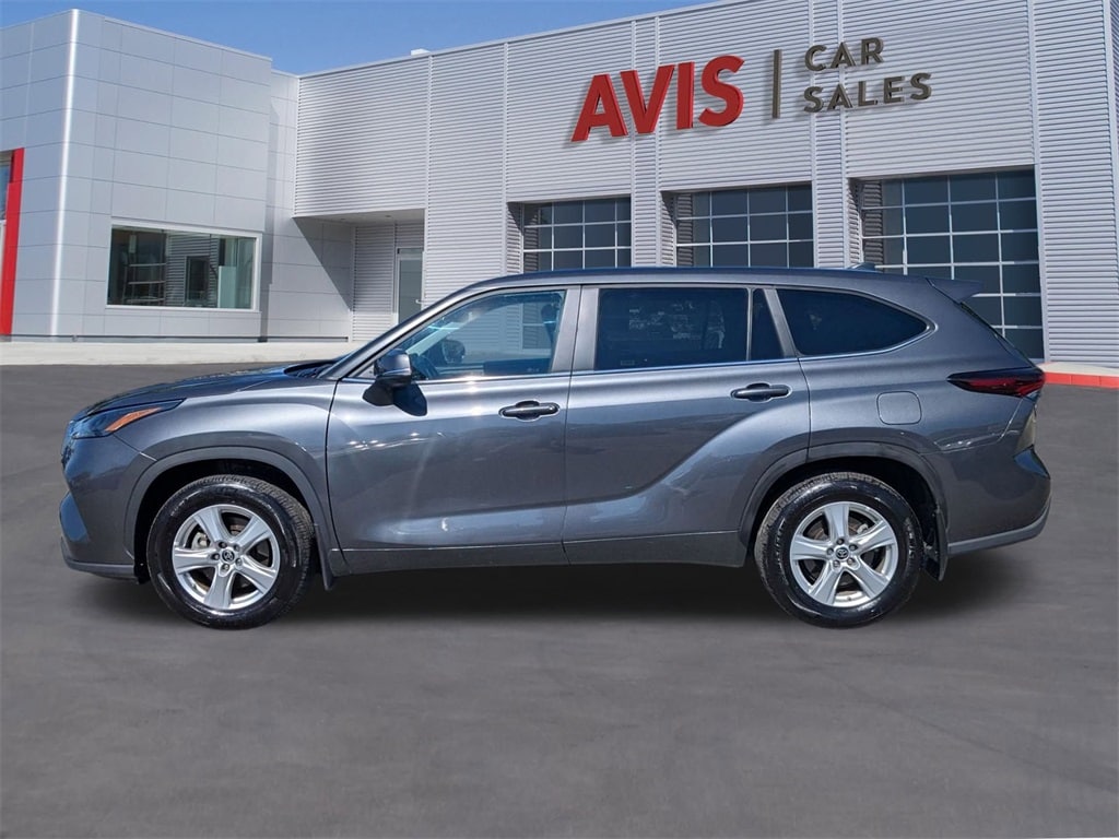 Thumbnail: 2024 Toyota Highlander - 2