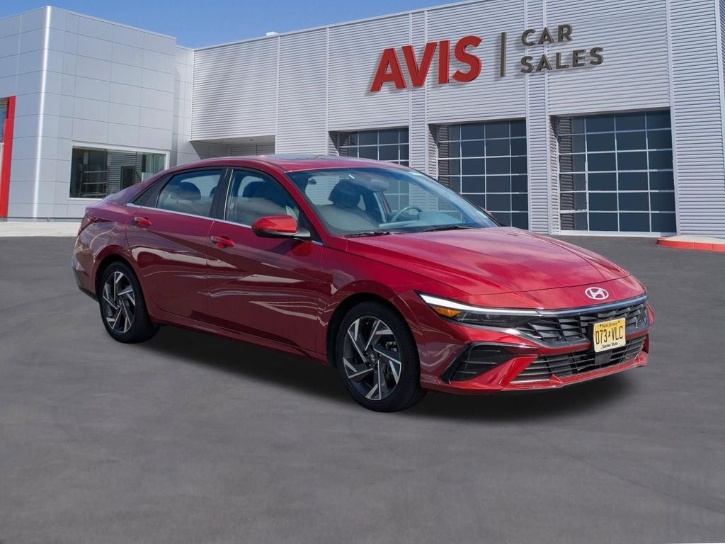 Thumbnail: 2025 Hyundai Elantra - 3