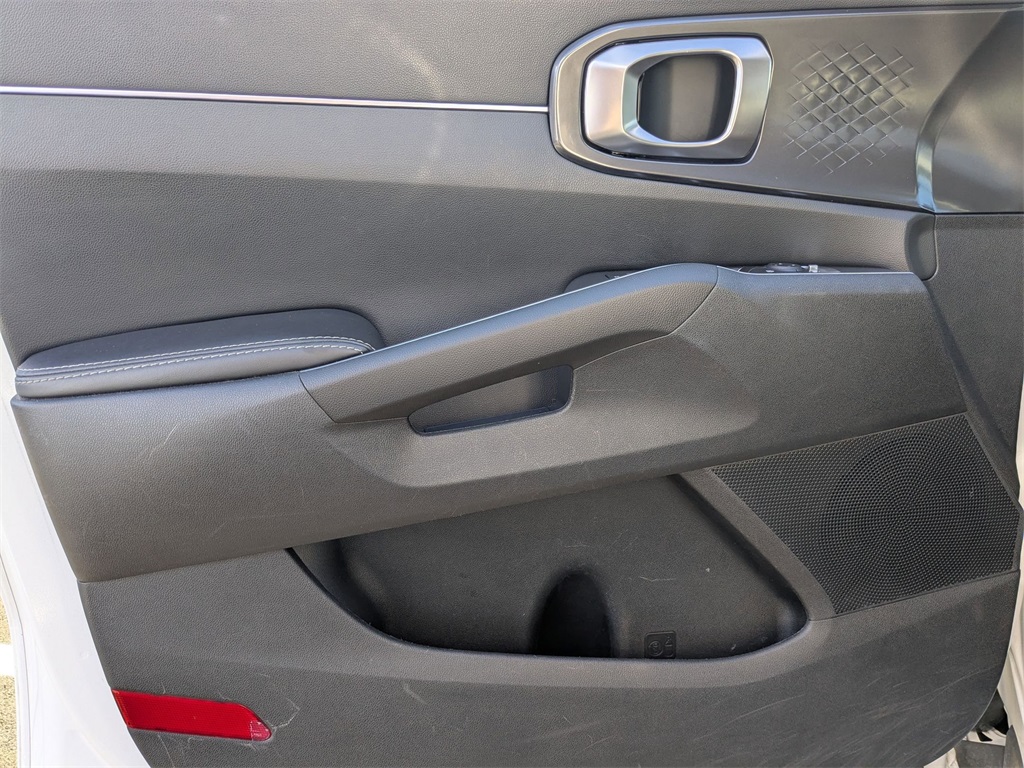 Thumbnail: 2024 Kia Sorento - 13