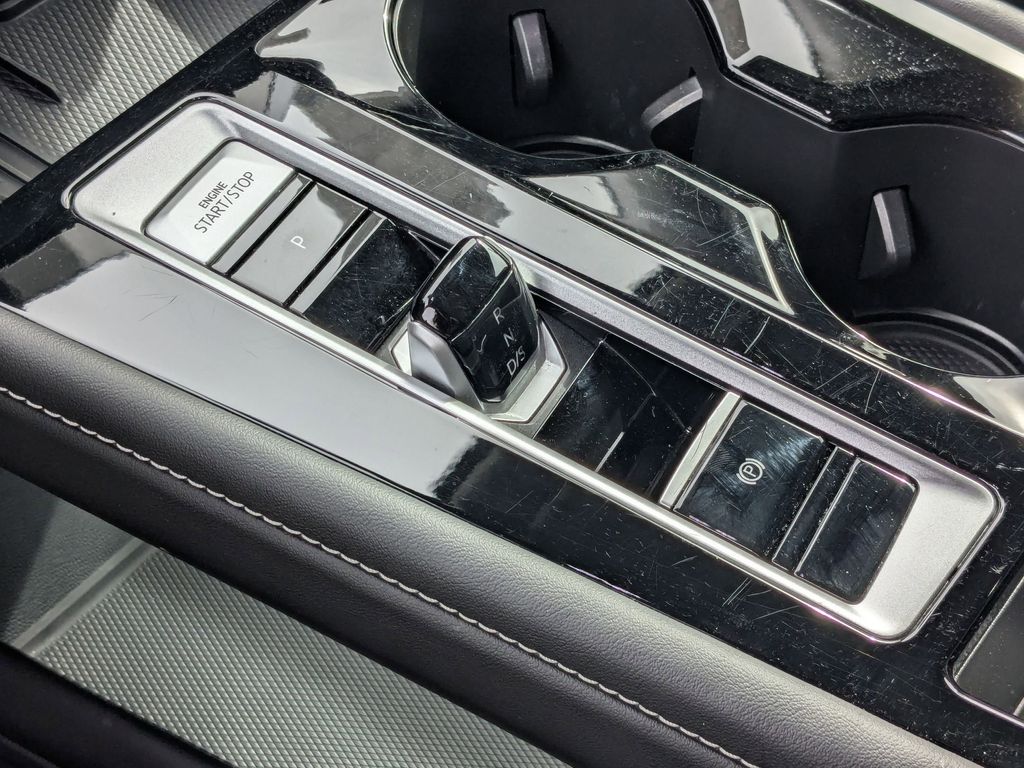 Thumbnail: 2025 Volkswagen Atlas - 23