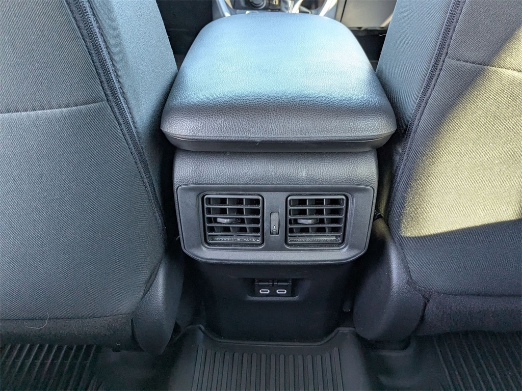 Thumbnail: 2025 Toyota RAV4 - 26