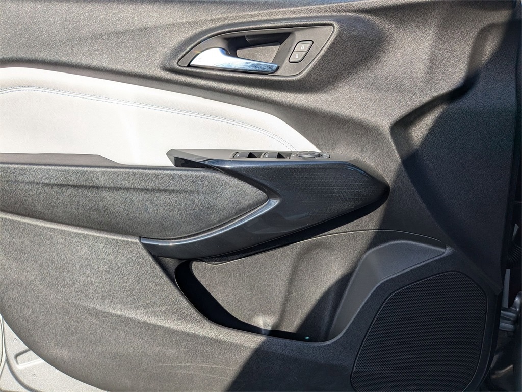 Thumbnail: 2025 Chevrolet Trax - 13