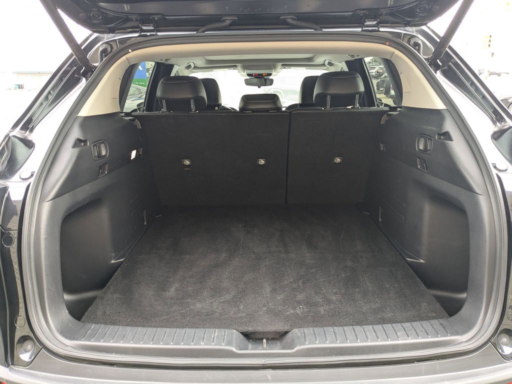 Thumbnail: 2025 Mazda CX-50 - 29