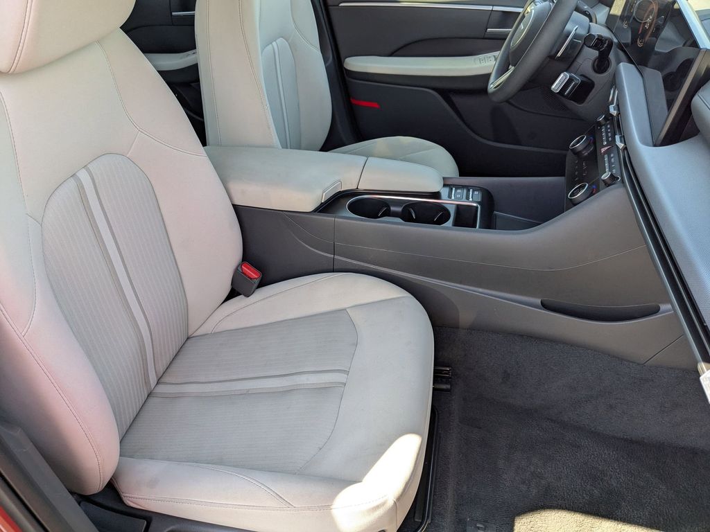 Thumbnail: 2025 Hyundai Sonata - 32