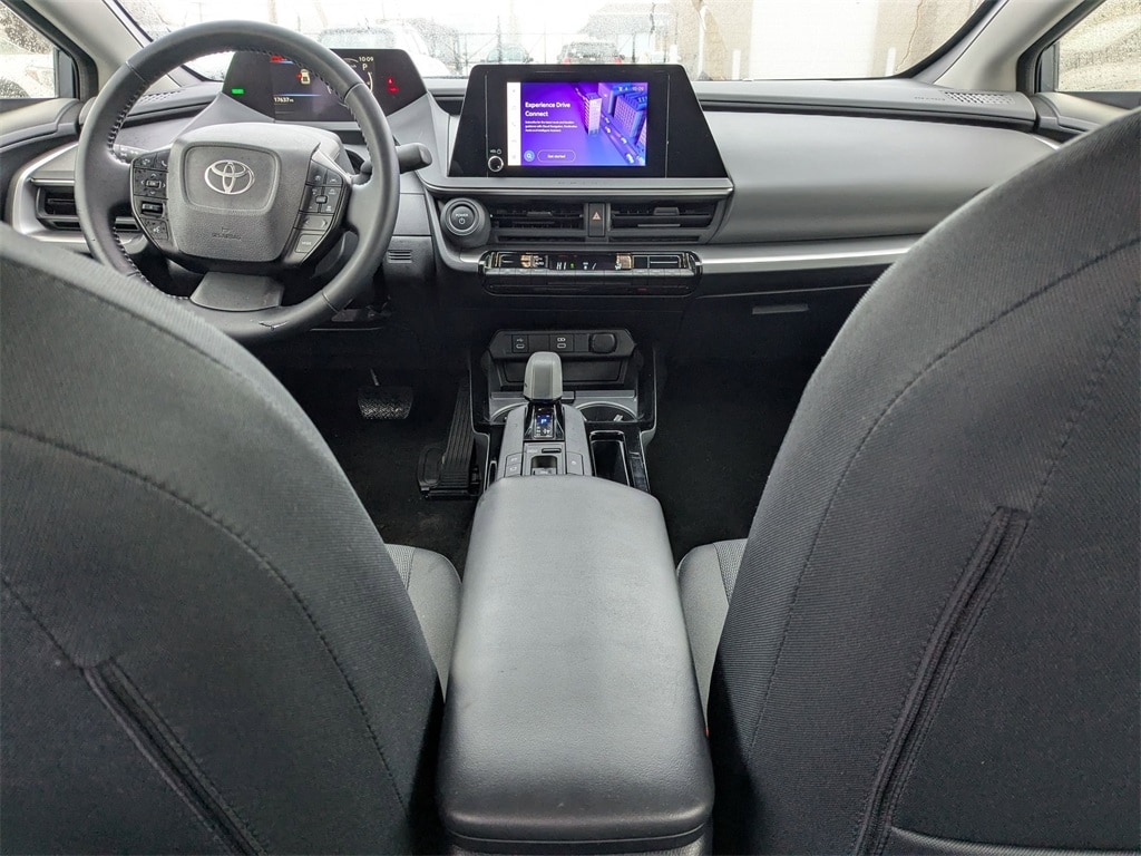 Thumbnail: 2025 Toyota Prius - 29