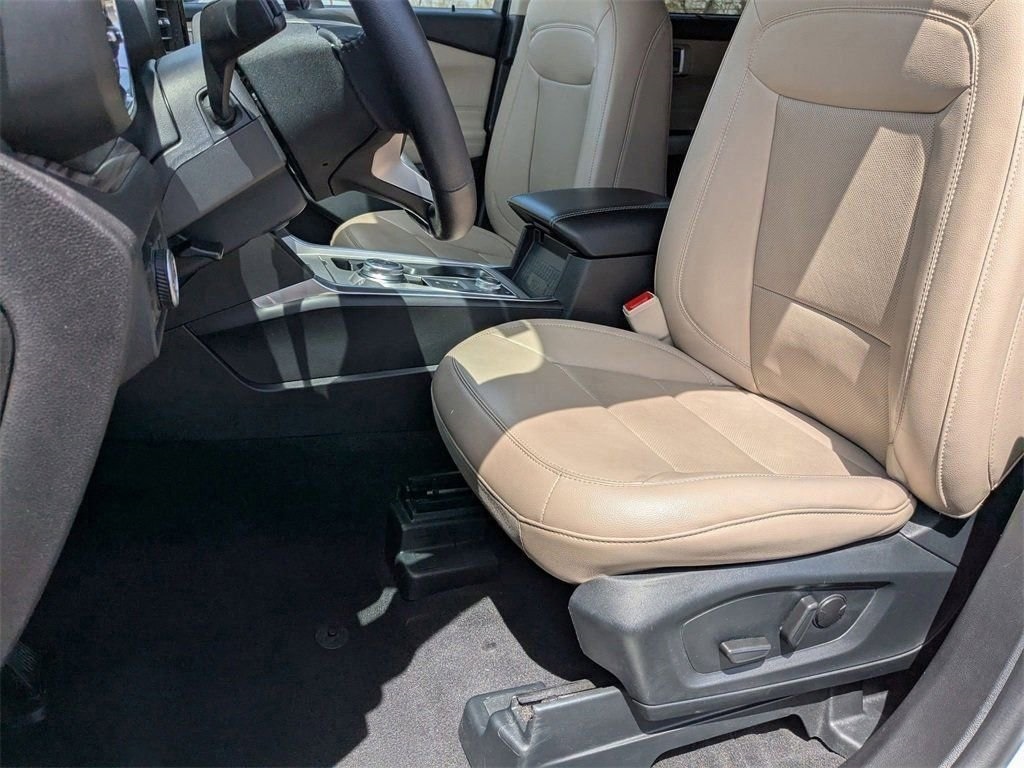 Thumbnail: 2023 Ford Explorer - 26