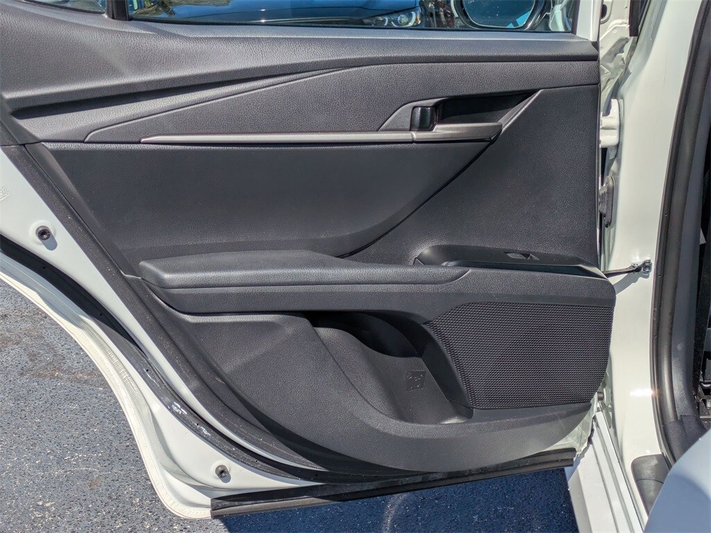 Thumbnail: 2025 Toyota Camry - 23