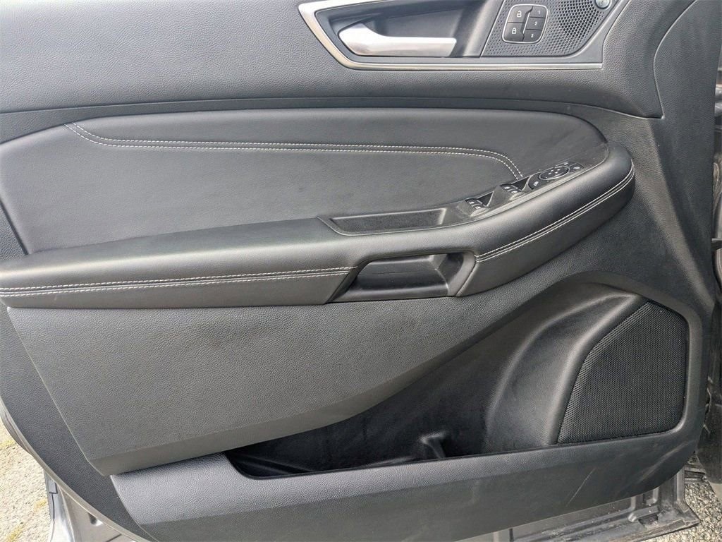 Thumbnail: 2024 Ford Edge - 16