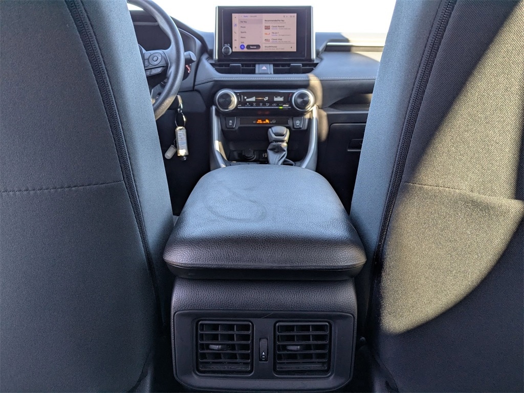 Thumbnail: 2024 Toyota RAV4 - 29