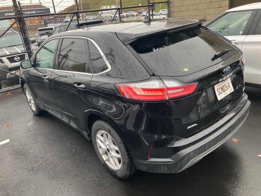 2024 Ford Edge SEL photo 4