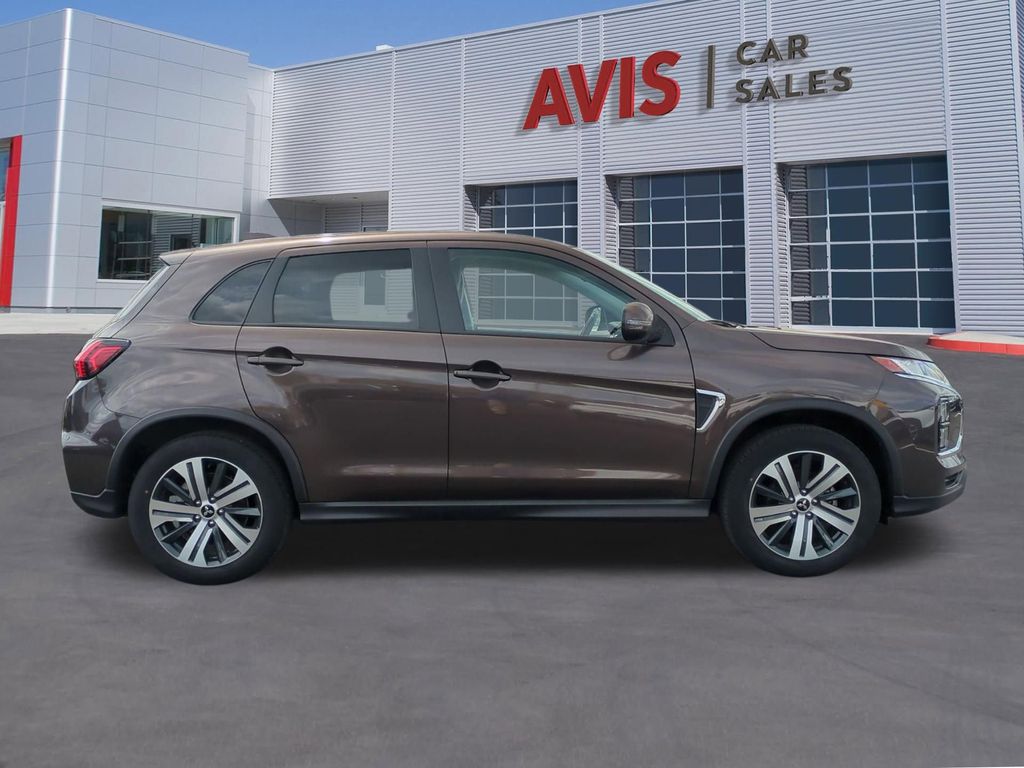 Thumbnail: 2025 Mitsubishi Outlander Sport - 5
