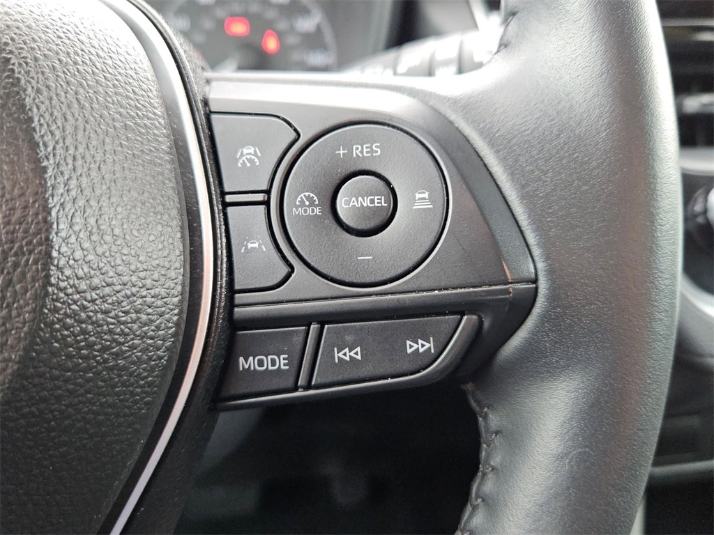 Thumbnail: 2025 Toyota Corolla Cross - 14