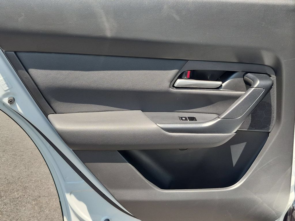 Thumbnail: 2025 Mazda CX-50 - 26