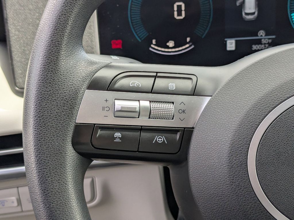 Thumbnail: 2025 Hyundai Tucson - 18