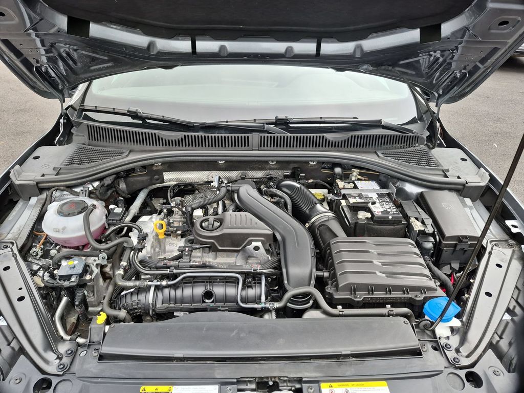 Thumbnail: 2025 Volkswagen Jetta - 33