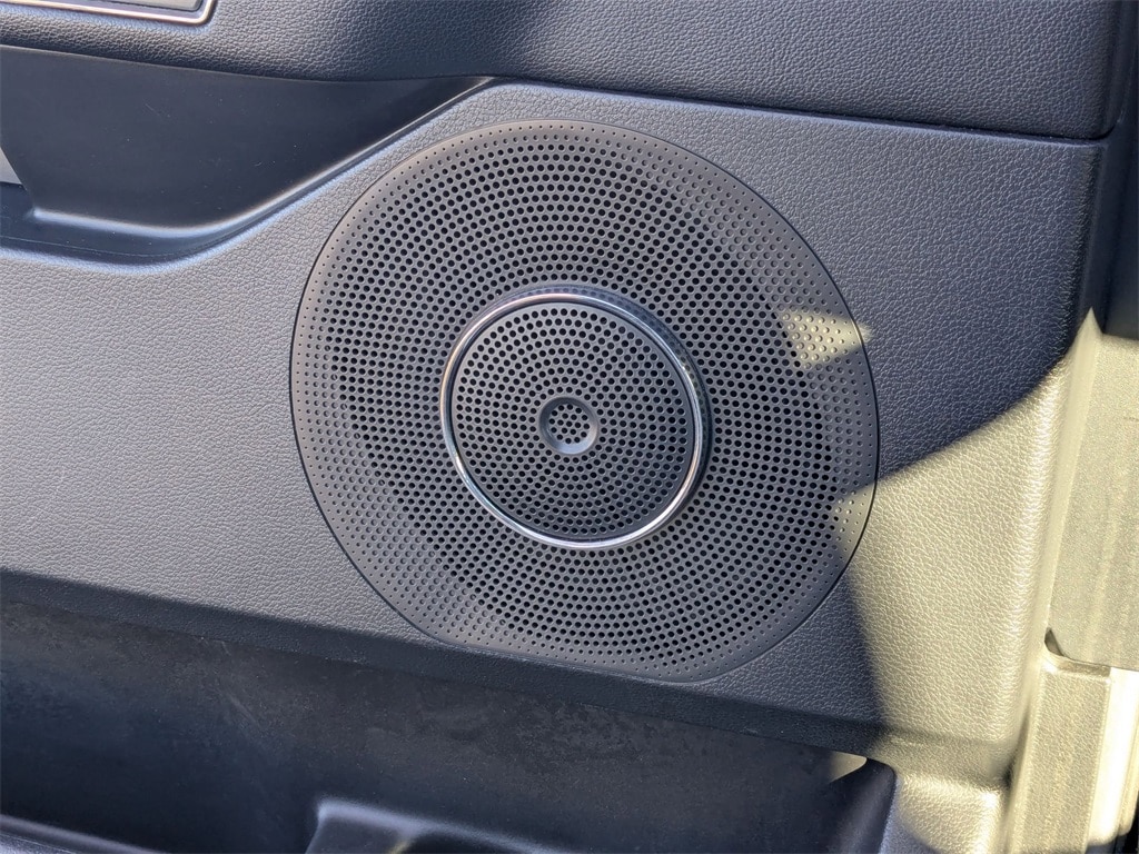 Thumbnail: 2023 Ford Expedition MAX - 15