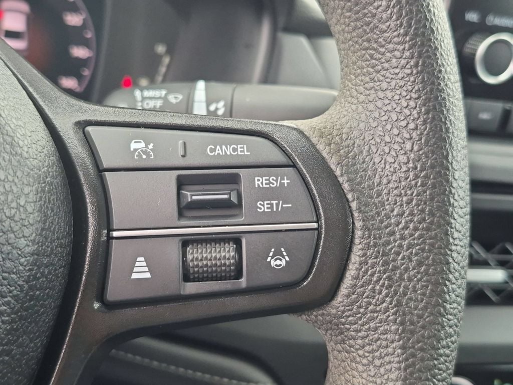 2025 Honda Accord SE - Photo 21