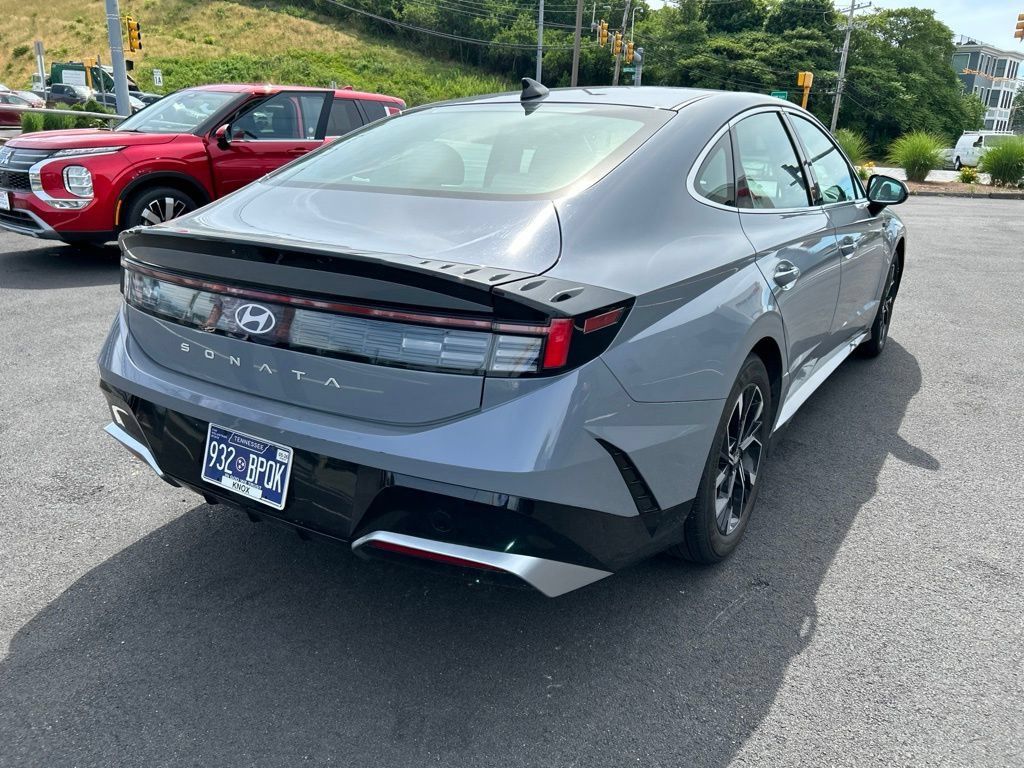 Thumbnail: 2025 Hyundai Sonata - 3