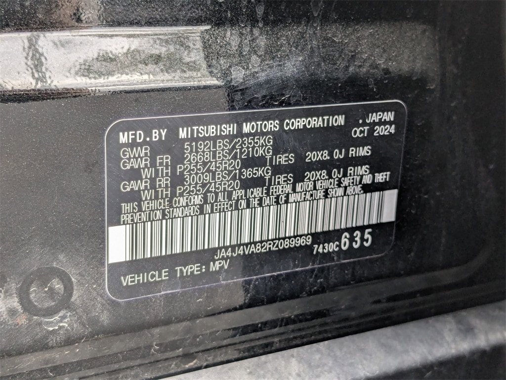 Thumbnail: 2024 Mitsubishi Outlander - 39