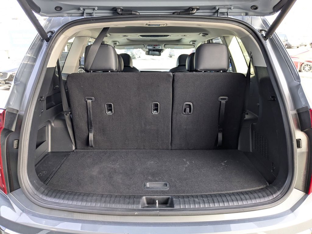 Thumbnail: 2025 Kia Telluride - 30