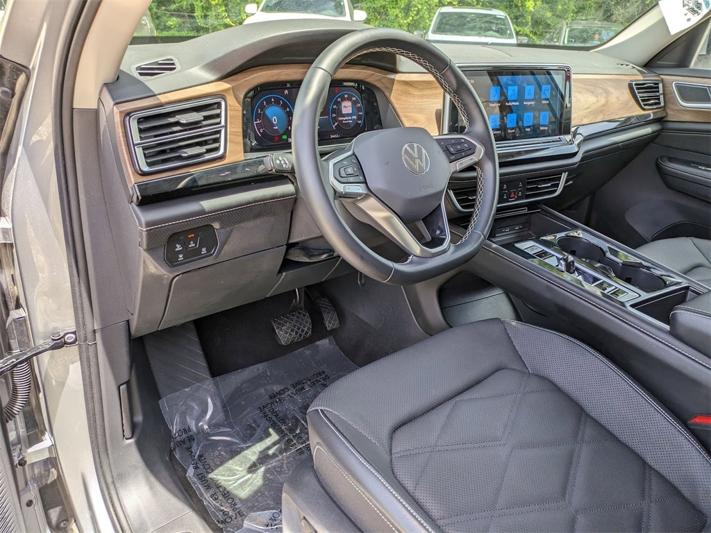 Thumbnail: 2024 Volkswagen Atlas - 15