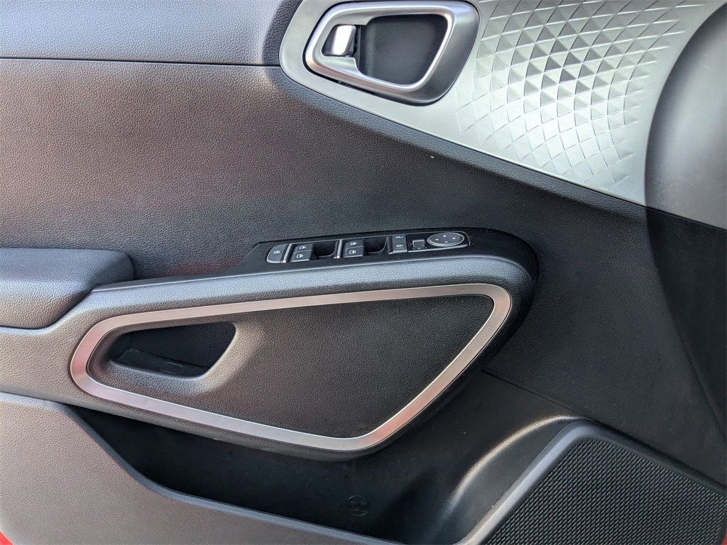 Thumbnail: 2024 Kia Soul - 13