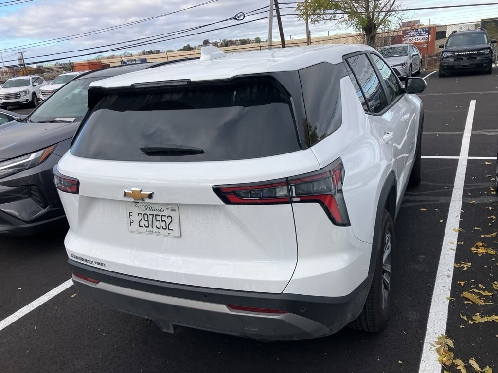 Thumbnail: 2025 Chevrolet Equinox - 3