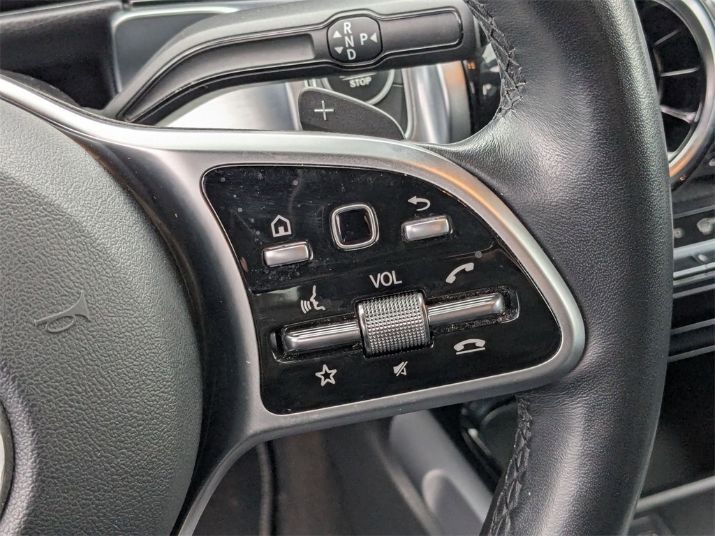 Thumbnail: 2023 Mercedes-Benz GLB - 20