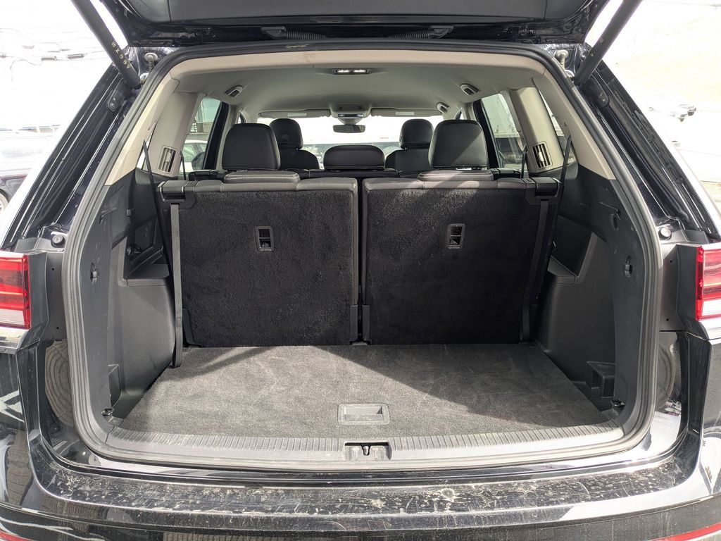 Thumbnail: 2025 Volkswagen Atlas - 30