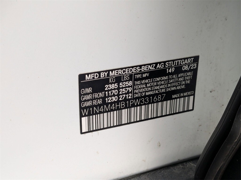 Thumbnail: 2023 Mercedes-Benz GLB - 42