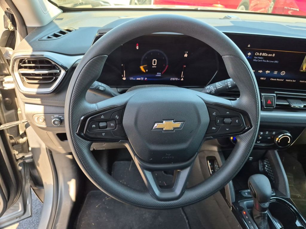 Thumbnail: 2025 Chevrolet TrailBlazer - 22