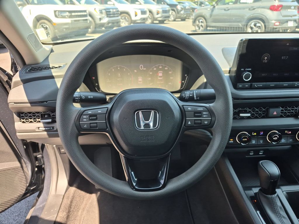 2025 Honda Accord SE - Photo 22