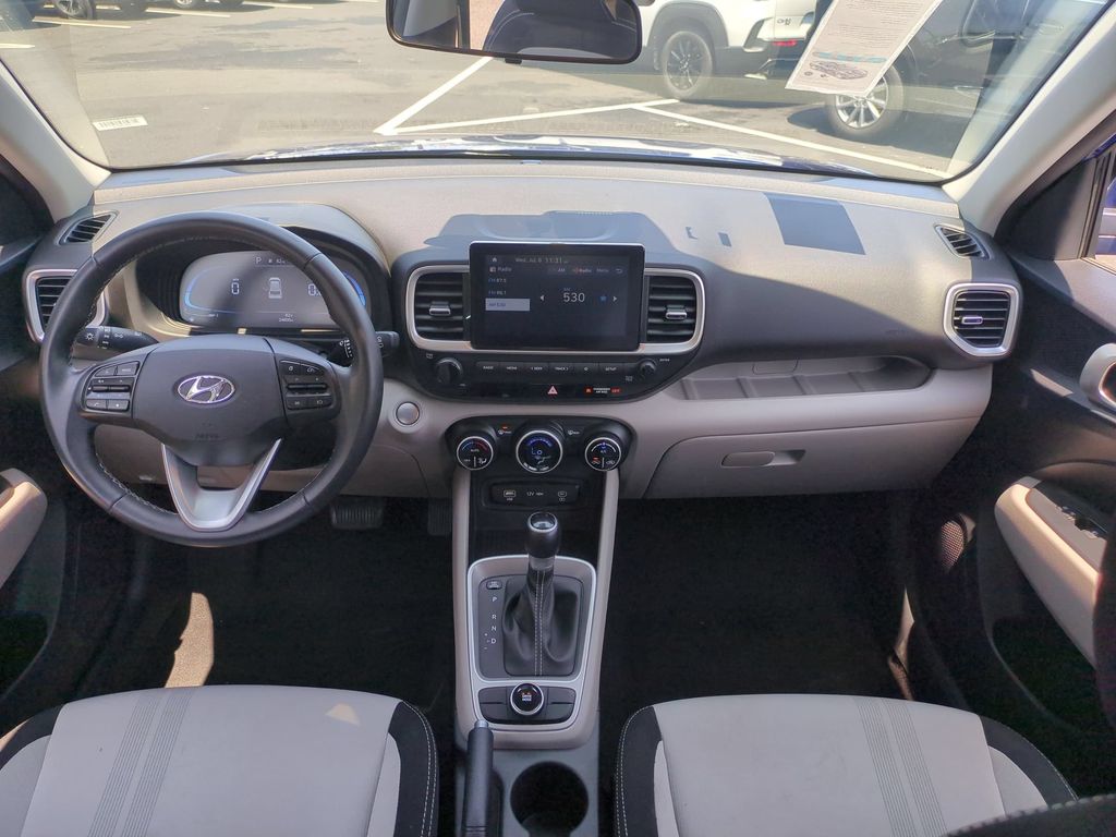 Thumbnail: 2025 Hyundai Venue - 25