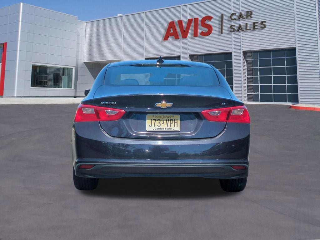 Thumbnail: 2023 Chevrolet Malibu - 6