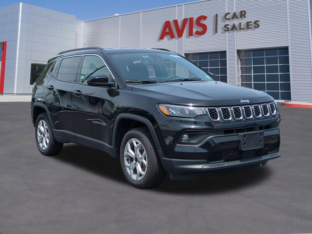 Thumbnail: 2025 Jeep Compass - 3