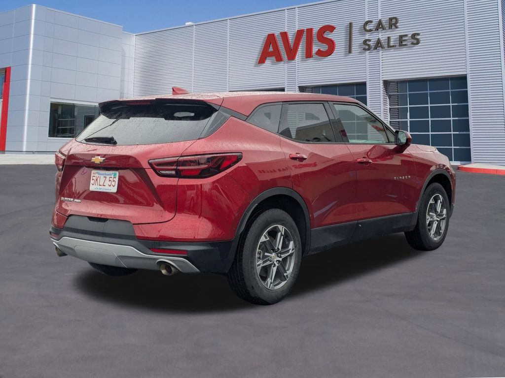 Thumbnail: 2025 Chevrolet Blazer - 6