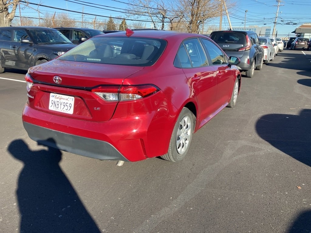 Thumbnail: 2024 Toyota Corolla - 3