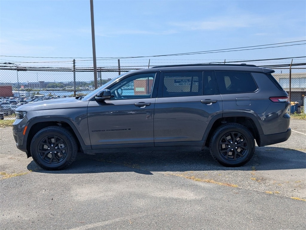 Thumbnail: 2024 Jeep Grand Cherokee L - 2