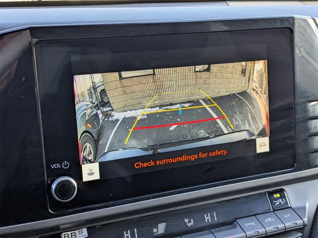 Thumbnail: 2025 Toyota Camry - 24