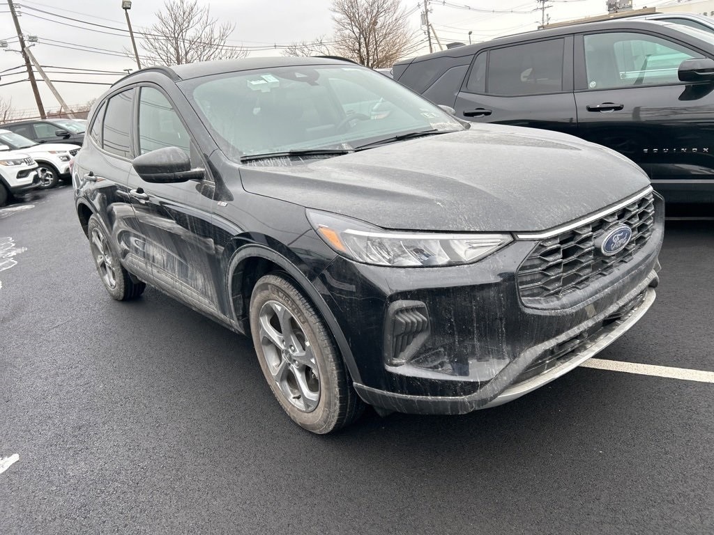 Certified 2025 Ford Escape ST-Line SUV